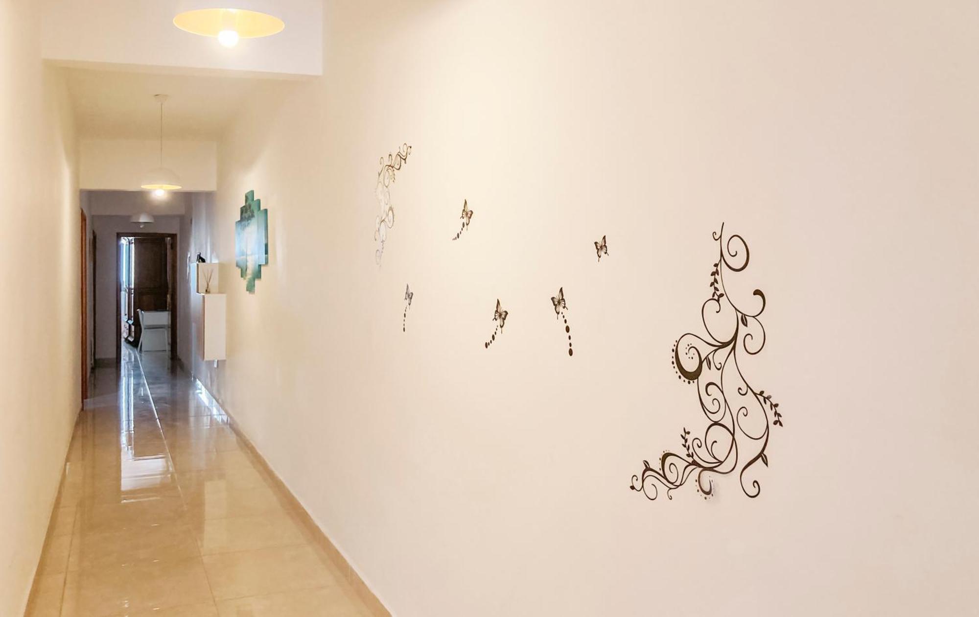 Xl Central Home - Sleeps 10 People Pietà Екстериор снимка